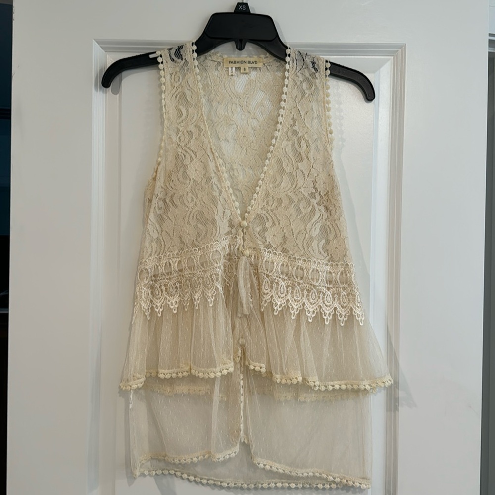 Lace top